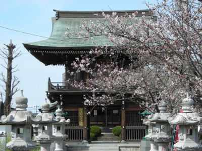 東陽寺の山門