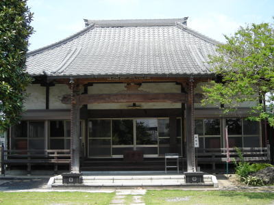 雨寶寺・本堂