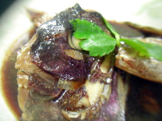 明石天然鯛のアラ炊き